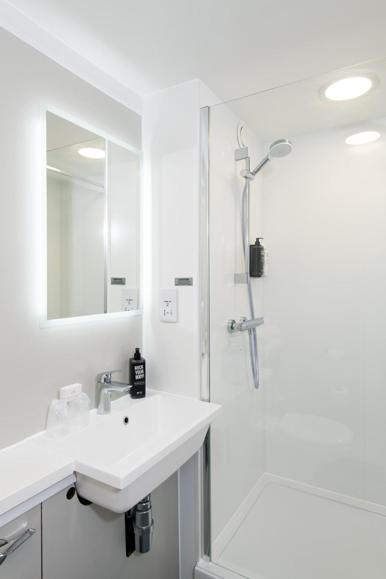 Ibis Plymouth Hotel Luaran gambar